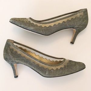 Metallic Pumps by Vaneli